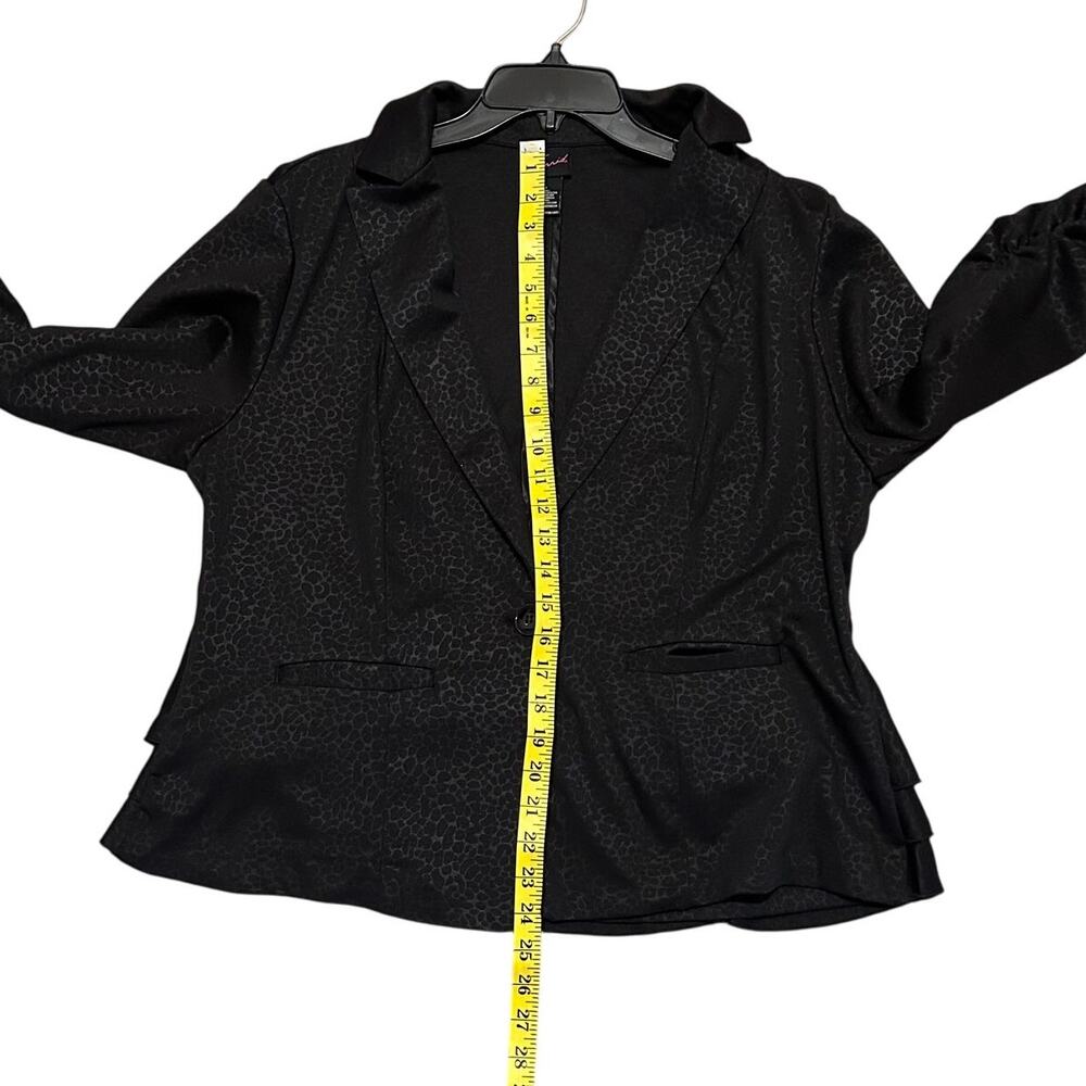 Torrid Black Leopard Jacquard  Blazer Size 1 (14-16) - Picture 10 of 10